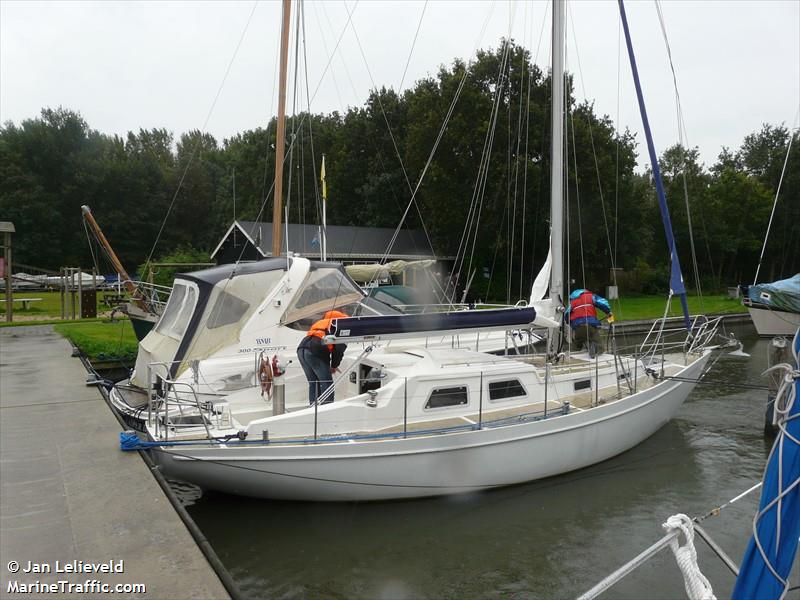 endurance (Sailing vessel) - IMO , MMSI 244850270, Call Sign PB6588 under the flag of Netherlands