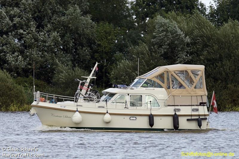 CONTESSA SILVIA vessel