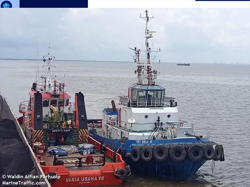 tb varia usaha 18 (Tug) - IMO , MMSI 525023220, Call Sign YDB6219 under the flag of Indonesia