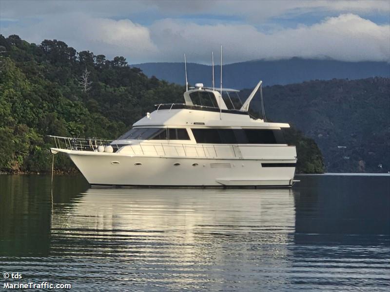 crystal clear (Pleasure craft) - IMO , MMSI 512009905, Call Sign ZMP7008 under the flag of New Zealand