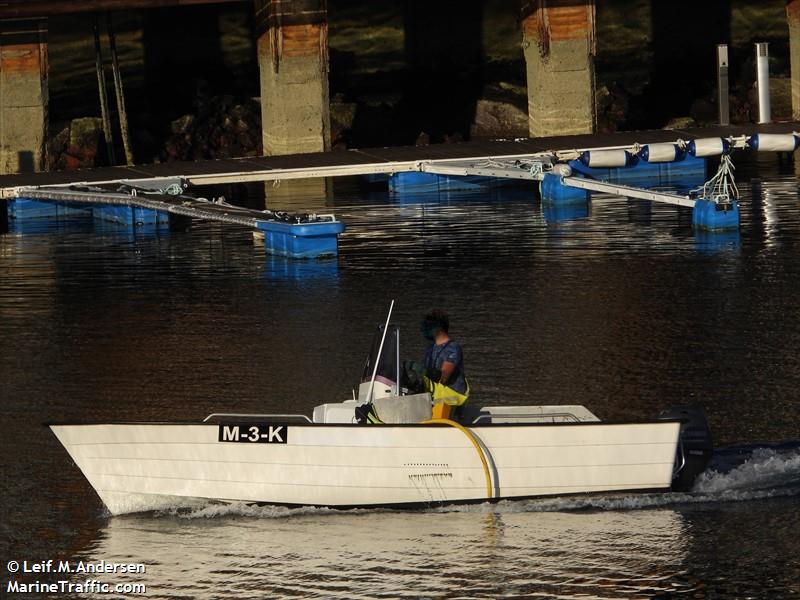 cielo azul (-) - IMO , MMSI 259002740, Call Sign LL2588 under the flag of Norway