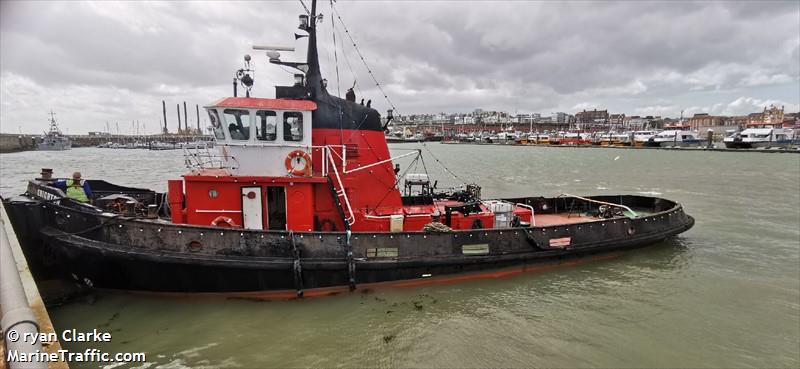 knighton (Tug) - IMO , MMSI 235056803, Call Sign MNND6 under the flag of United Kingdom (UK)