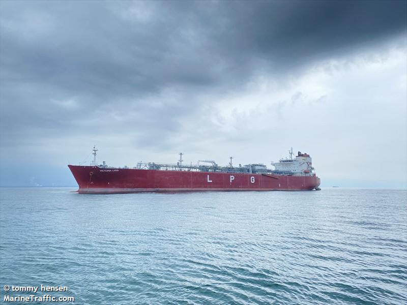 victoria lyra (LPG Tanker) - IMO 9347516, MMSI 525114108, Call Sign YDMR2 under the flag of Indonesia