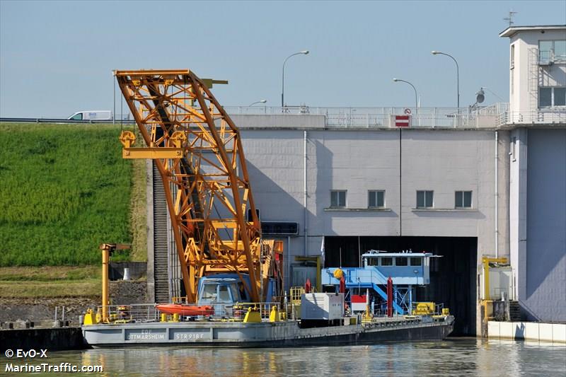 le bertrand (Unknown) - IMO , MMSI 226006250, Call Sign FM2997 under the flag of France