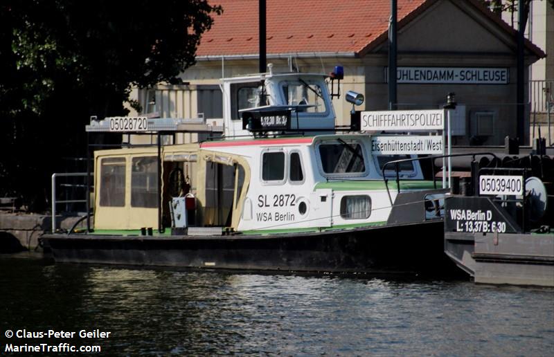 eisenhuest. west (Port tender) - IMO , MMSI 211755600, Call Sign DC9985 under the flag of Germany