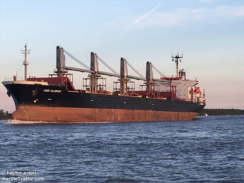 dynamic m (Bulk Carrier) - IMO 9114610, MMSI 312119000, Call Sign V3TB5 under the flag of Belize