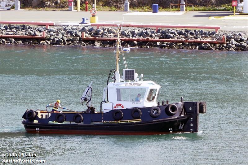 dalton defender (Tug) - IMO , MMSI 316047495 under the flag of Canada