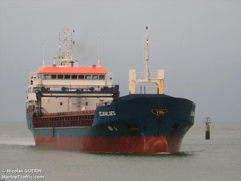 tejo alges (General Cargo Ship) - IMO 9240251, MMSI 255805994, Call Sign CQIL6 under the flag of Madeira