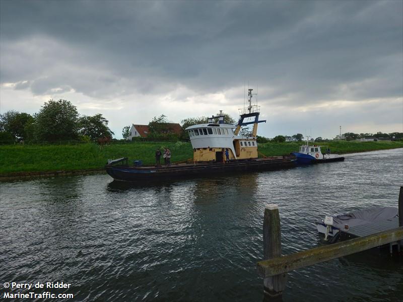 angie-d (Tug) - IMO , MMSI 244002756, Call Sign PA2002 under the flag of Netherlands