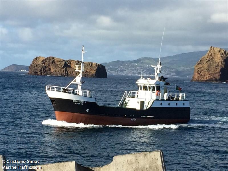 cristiano s (Cargo ship) - IMO , MMSI 204701280, Call Sign CSXN2 under the flag of Azores