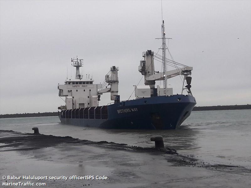 brothers way (General Cargo Ship) - IMO 8411621, MMSI 341380000, Call Sign V4PS4 under the flag of St Kitts & Nevis