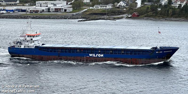 wilson davanger (General Cargo Ship) - IMO 9390111, MMSI 314618000, Call Sign 8PBJ2 under the flag of Barbados