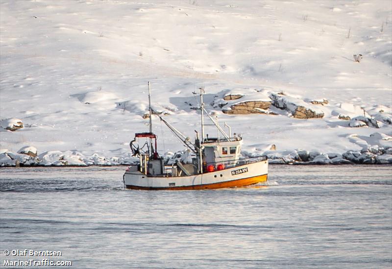 johan martin (Fishing vessel) - IMO , MMSI 257187020, Call Sign LM2143 under the flag of Norway