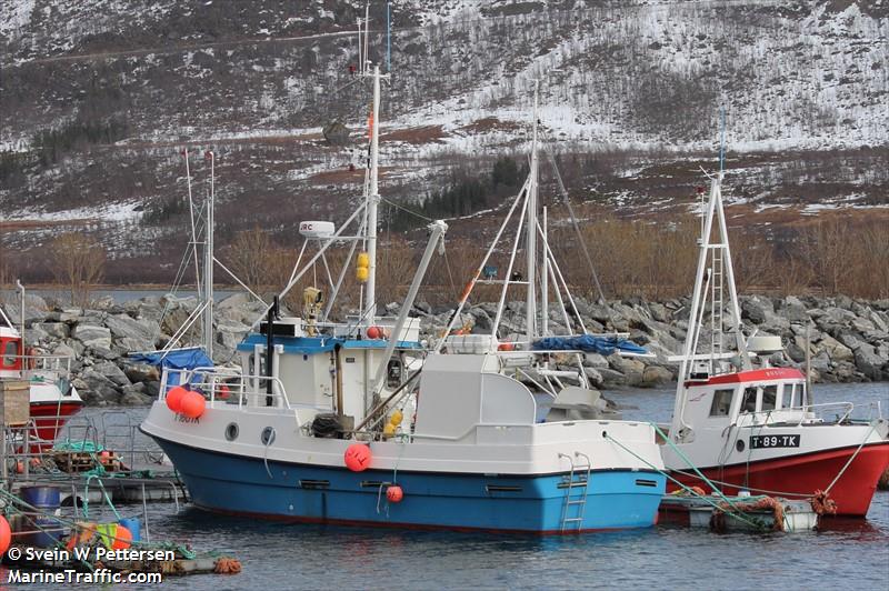 rinoey (Fishing vessel) - IMO , MMSI 257439820, Call Sign LM8856 under the flag of Norway