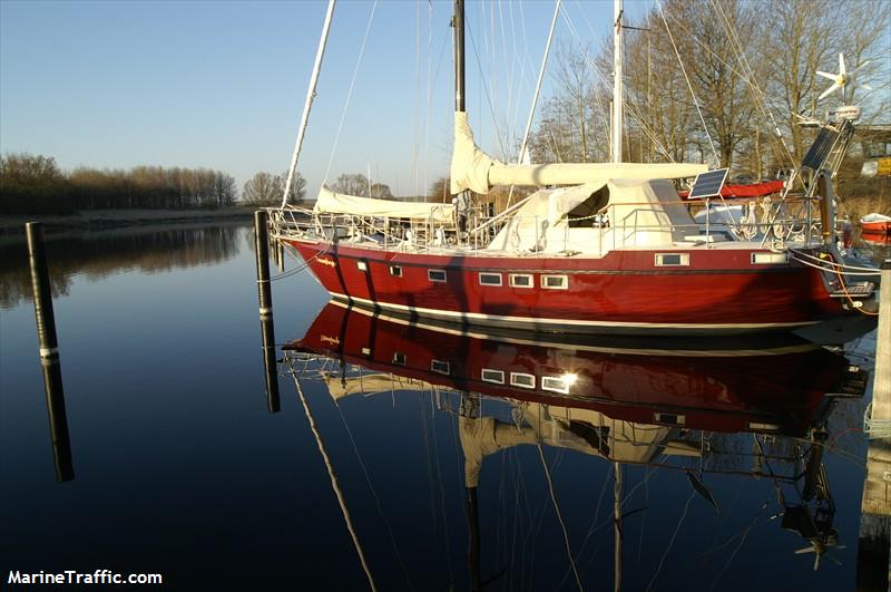 traumfaenger (Sailing vessel) - IMO , MMSI 211500580, Call Sign DD6422 under the flag of Germany