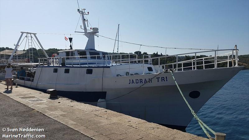 jadran tri (Fishing vessel) - IMO , MMSI 238957340, Call Sign 9A6979 under the flag of Croatia