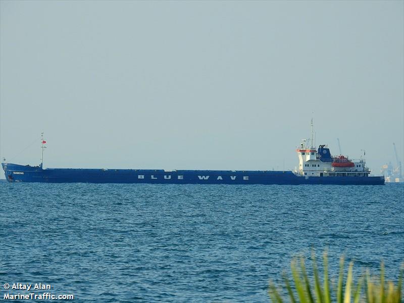 diamond (General Cargo Ship) - IMO 8935457, MMSI 377373000, Call Sign J8B2740 under the flag of St Vincent & Grenadines