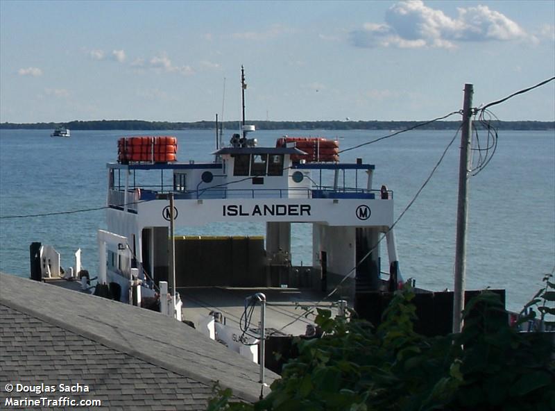 islander (Passenger ship) - IMO , MMSI 367327770, Call Sign WRB9567 under the flag of United States (USA)