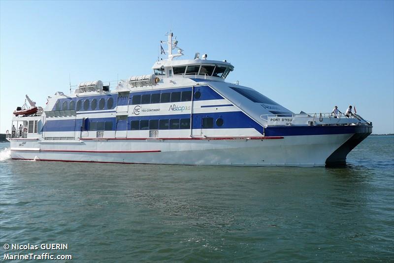 pont dyeu (Passenger Ship) - IMO 9332004, MMSI 227612820, Call Sign FGD9916 under the flag of France