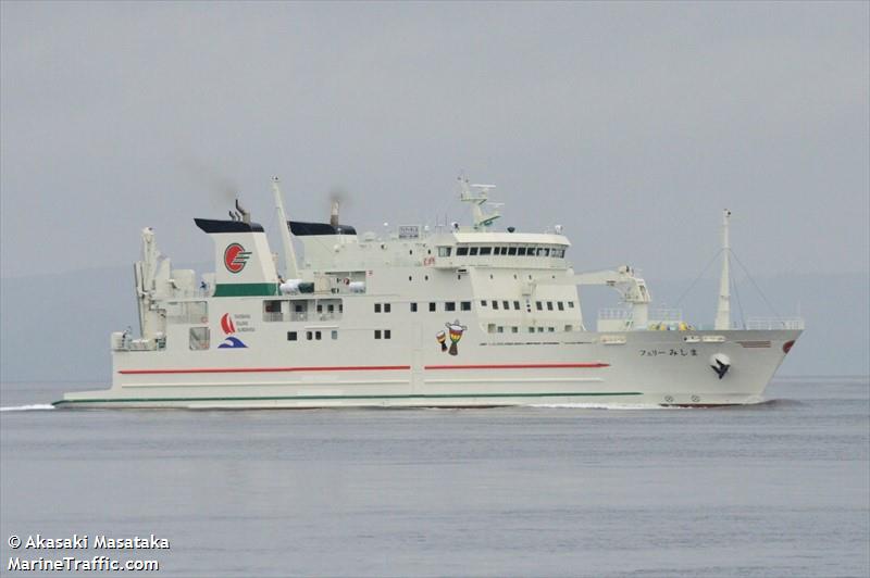 ferry mishima (Passenger/Ro-Ro Cargo Ship) - IMO 9866457, MMSI 431014457, Call Sign JD4699 under the flag of Japan