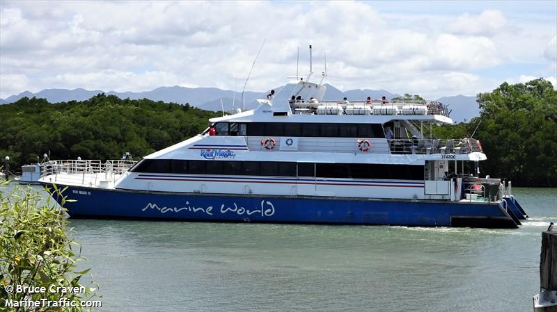 reef magic 3 (Passenger ship) - IMO , MMSI 503002230, Call Sign VMQ9843 under the flag of Australia