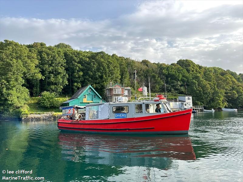 lady betty (Diving ops) - IMO , MMSI 232041292, Call Sign MLGH2 under the flag of United Kingdom (UK)