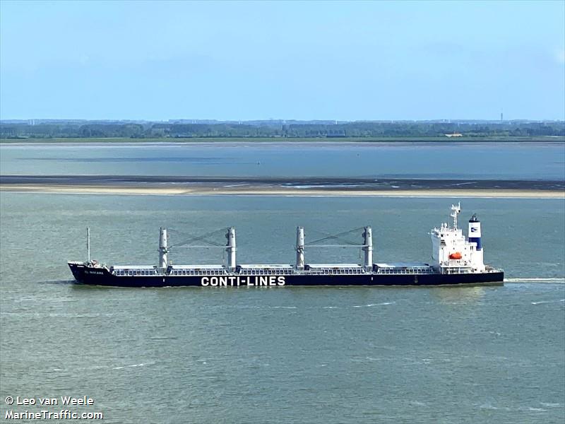 cl nakama (Bulk Carrier) - IMO , MMSI 563172600, Call Sign 9V7870 under the flag of Singapore