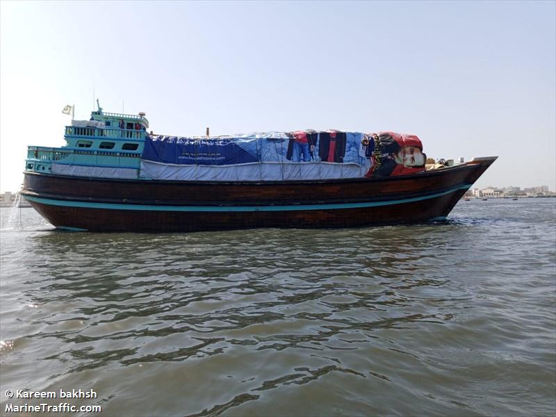 makran (Cargo ship) - IMO , MMSI 620919000, Call Sign CH  69 under the flag of Comoros