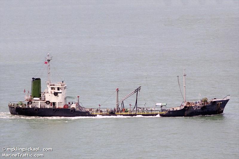 heng da 17 (Aggregates Carrier) - IMO 9985631, MMSI 667002179, Call Sign 9LU2982 under the flag of Sierra Leone