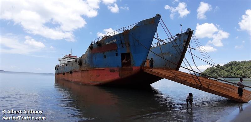 lct poseidon 44 (Cargo ship) - IMO , MMSI 548010005, Call Sign DUH2488 under the flag of Philippines