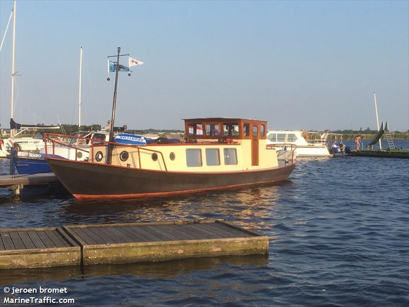 robina b (Pleasure craft) - IMO , MMSI 244372348, Call Sign PA2892 under the flag of Netherlands