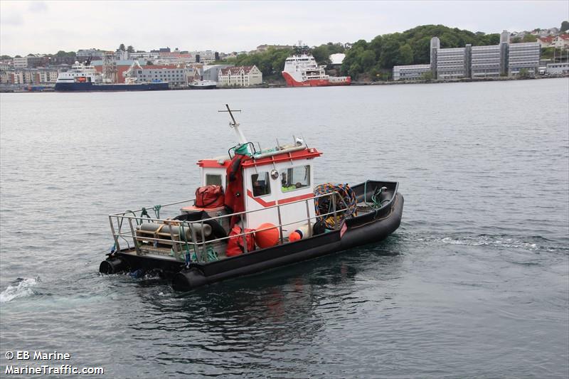 elias (Diving ops) - IMO , MMSI 258206260, Call Sign LA4940 under the flag of Norway