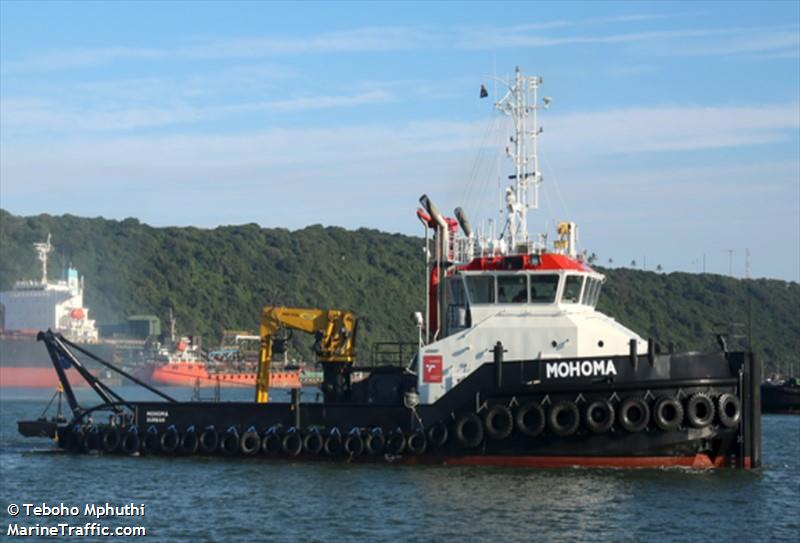 mohoma (Tug) - IMO 9874260, MMSI 601022020, Call Sign ZS8114 under the flag of South Africa