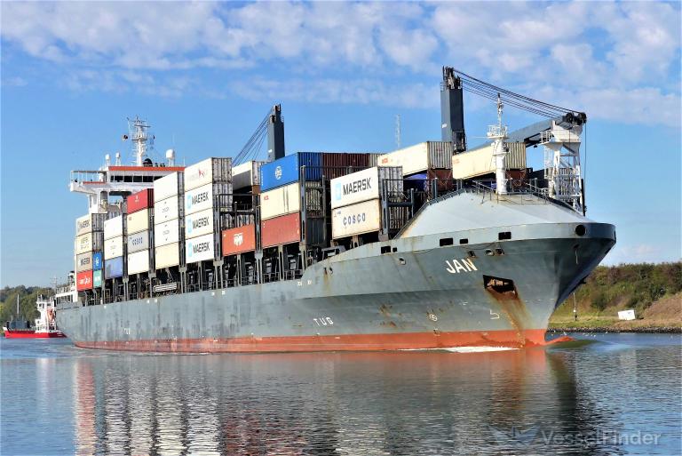 jan (Container Ship) - IMO 9550345, MMSI 305235000, Call Sign V2HI4 under the flag of Antigua & Barbuda