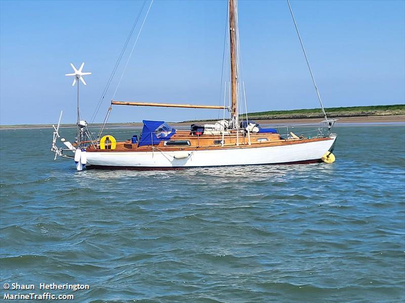 briar rose (Sailing vessel) - IMO , MMSI 235074782, Call Sign 2CPW2 under the flag of United Kingdom (UK)