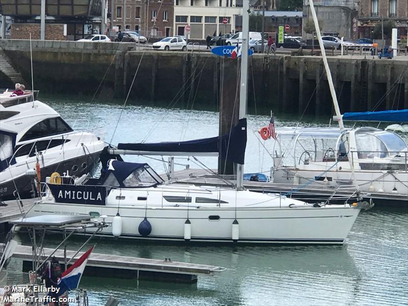 amicula (Sailing vessel) - IMO , MMSI 235017955, Call Sign MEXV6 under the flag of United Kingdom (UK)