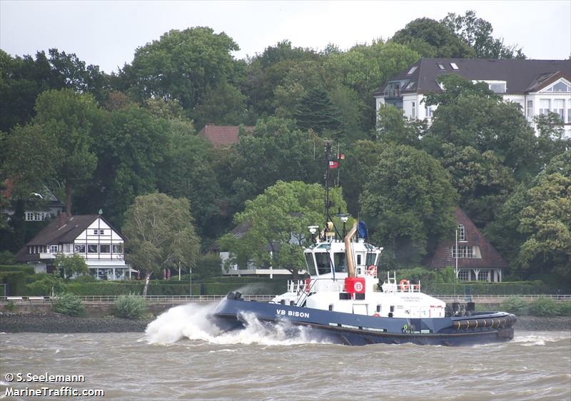 vb bison (Tug) - IMO 9701994, MMSI 218020020, Call Sign DMEK under the flag of Germany