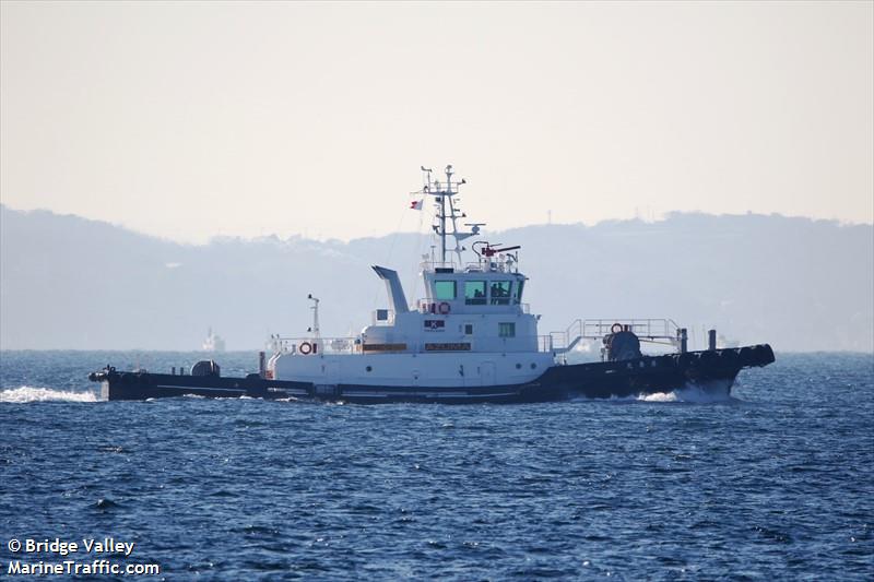 azuma maru (Tug) - IMO , MMSI 431022858, Call Sign JD5318 under the flag of Japan