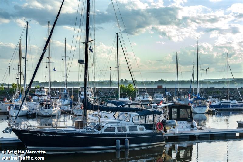 la flaneuse (Sailing vessel) - IMO , MMSI 316046327, Call Sign CFA3415 under the flag of Canada