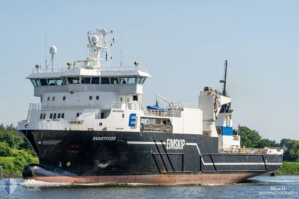 svartfoss (Refrigerated Cargo Ship) - IMO 9323089, MMSI 257315000, Call Sign LADR8 under the flag of Norway