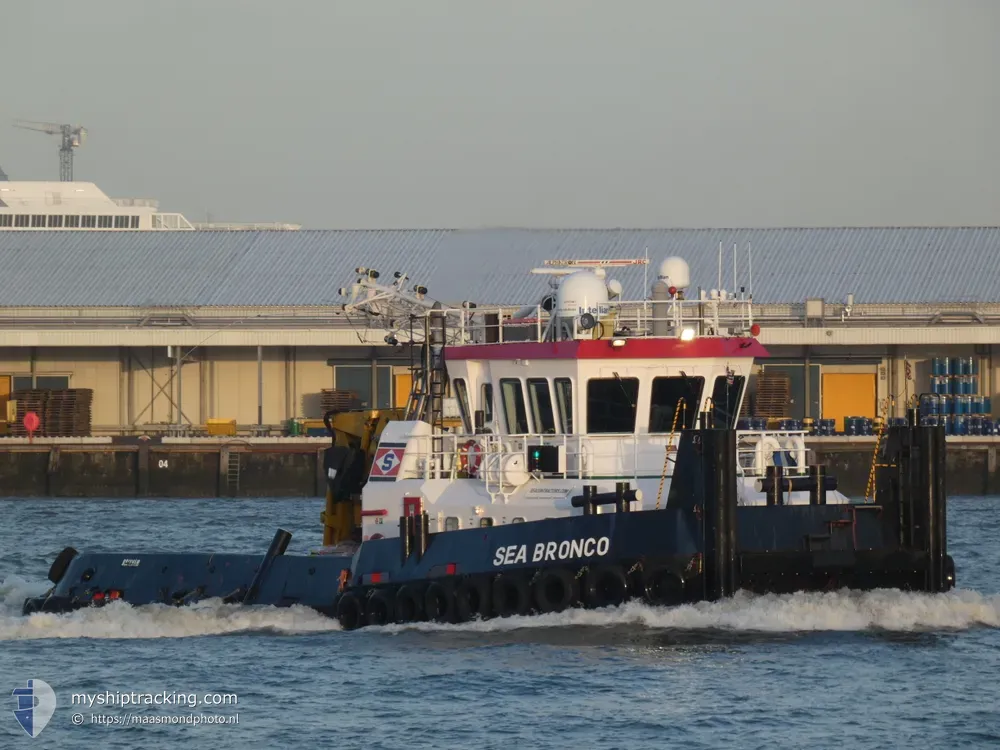 sea bronco (Tug) - IMO 9345491, MMSI 232046313, Call Sign MNFJ6 under the flag of United Kingdom (UK)