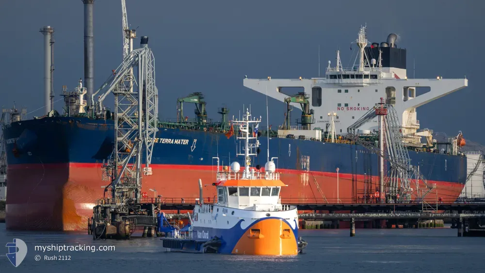 rijn (Dredger) - IMO 9989584, MMSI 244090997, Call Sign PGBQ under the flag of Netherlands