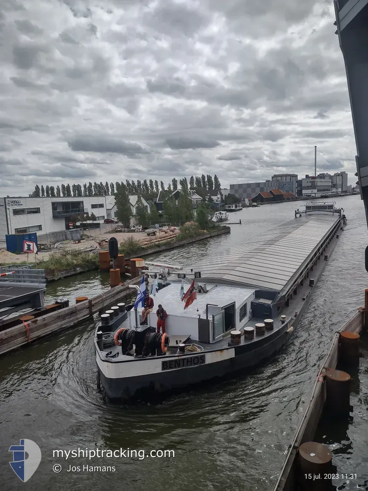 benthos (Cargo ship) - IMO , MMSI 205528390, Call Sign OT5283 under the flag of Belgium