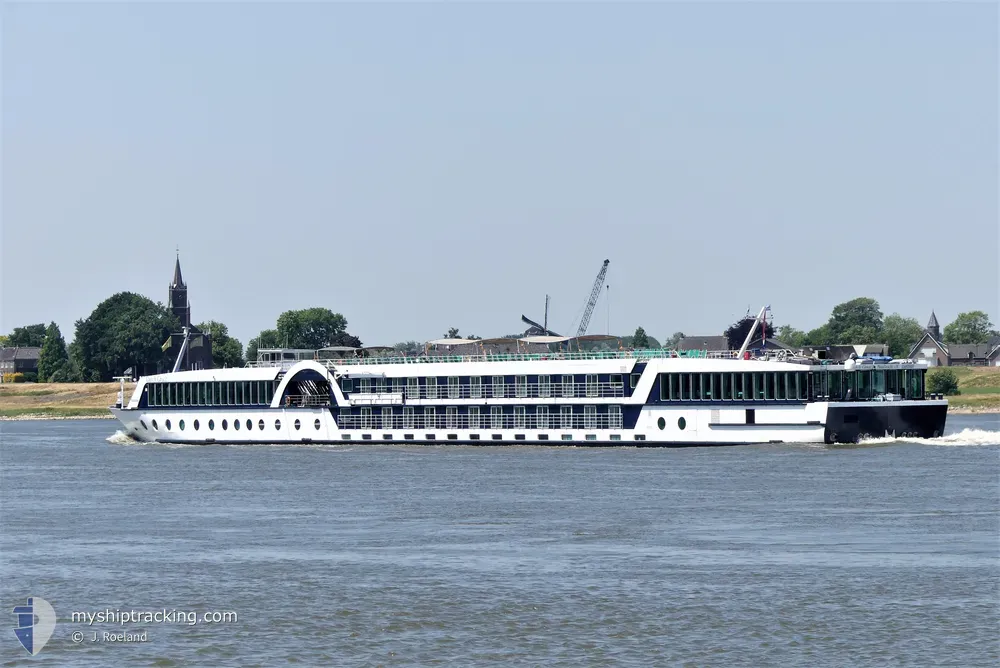 dutch grace (Passenger ship) - IMO , MMSI 244394546, Call Sign PA4844 under the flag of Netherlands