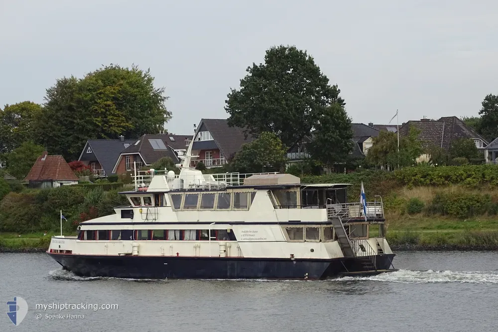 princess caroline (Passenger Ship) - IMO 8326357, MMSI 230174220, Call Sign OHA4027 under the flag of Finland