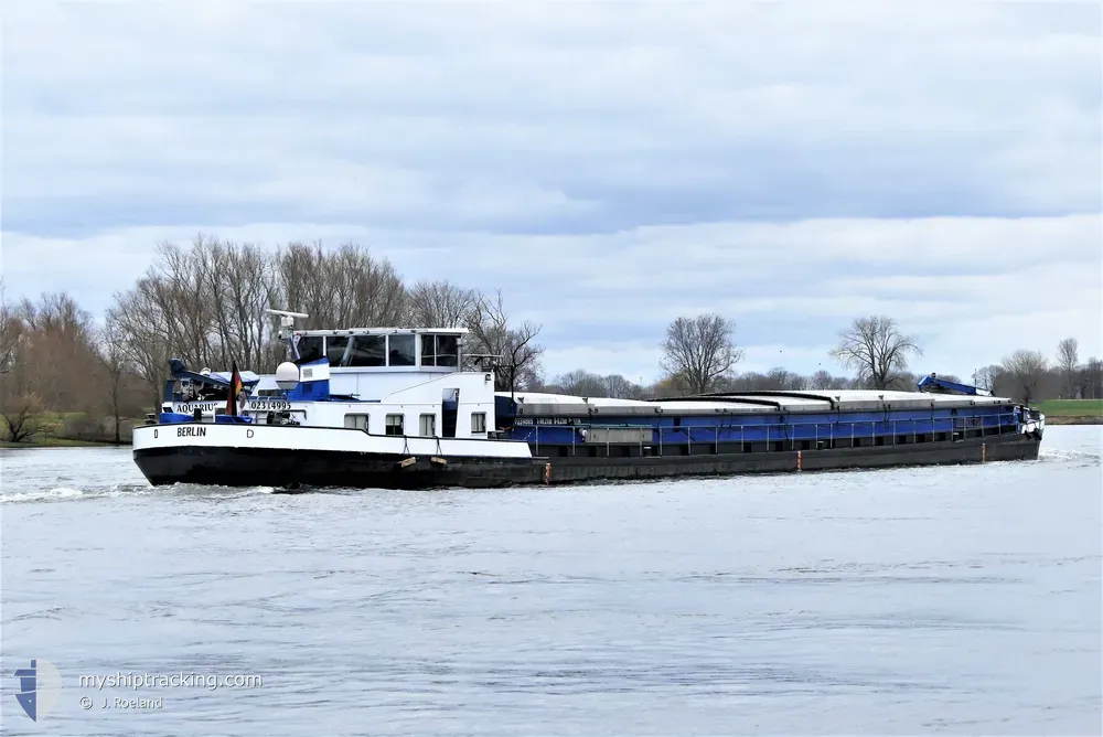 aquarius (Cargo ship) - IMO , MMSI 211884950, Call Sign DJ9792 under the flag of Germany