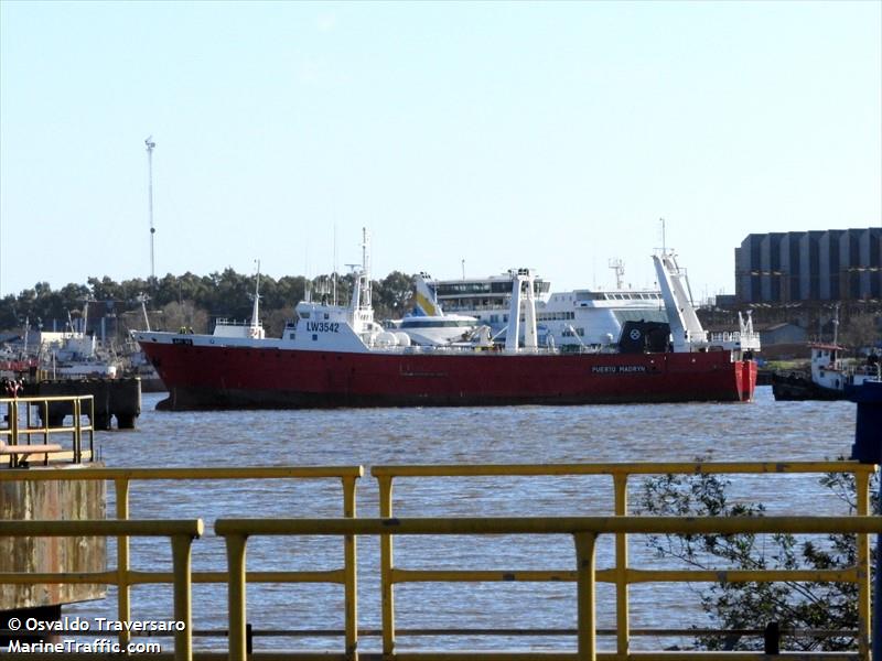 api vii (Fishing Vessel) - IMO 8610849, MMSI 701043000, Call Sign LW3542 under the flag of Argentina
