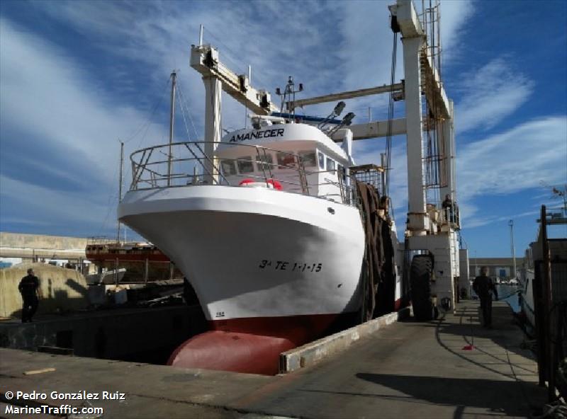 amanecer (Fishing vessel) - IMO , MMSI 225985323, Call Sign EAEP under the flag of Spain